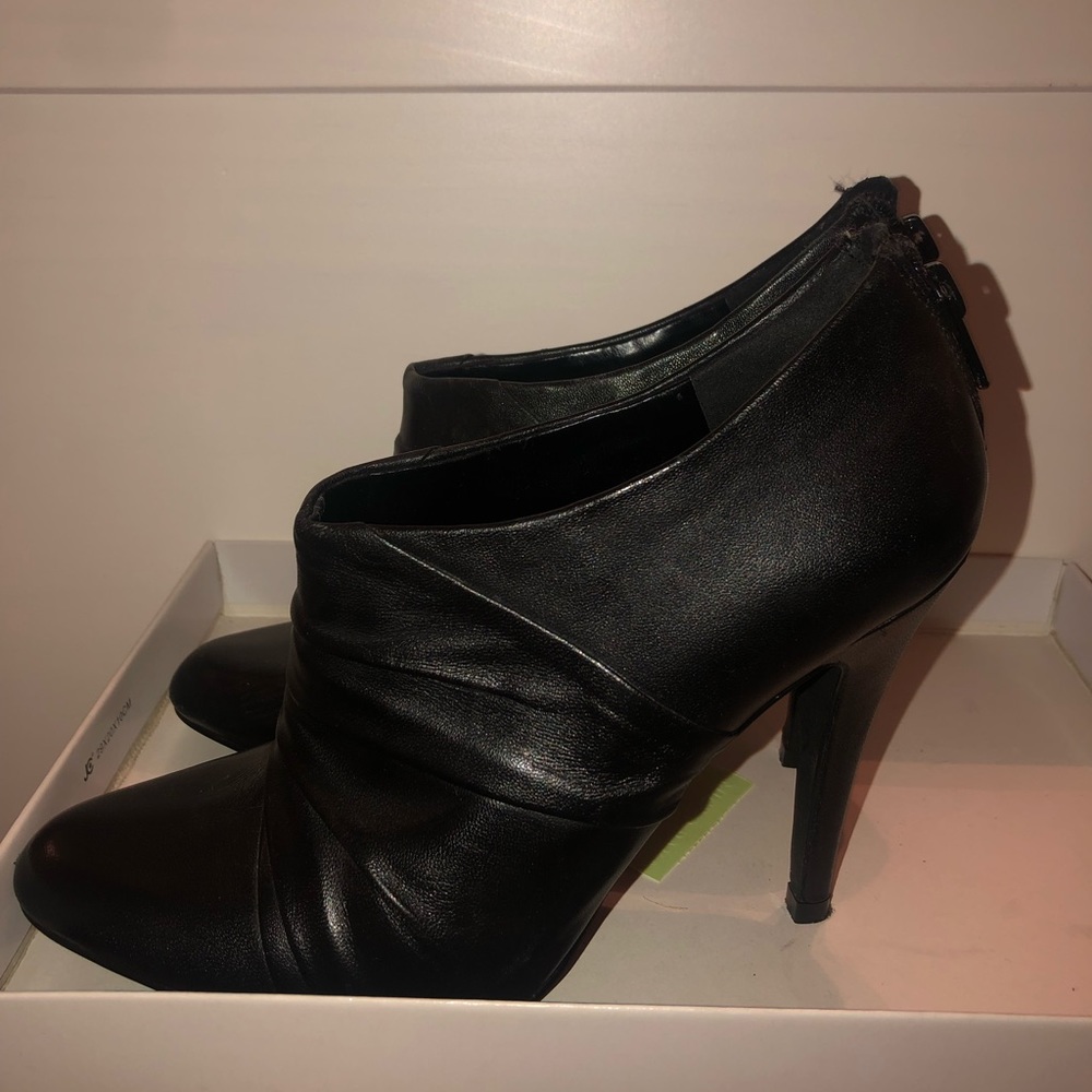 Black cute ALDO bootie heels